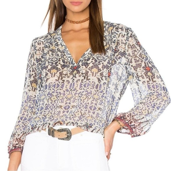 Joie Frazier Silk Blouse Semi Sheer Blue Red Southwest Print Women's Size XS - Picture 1 of 9